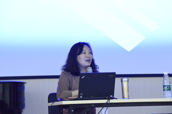 厅组织"两学一做"党员教育学习活动,由我院党总支书记万梅红教授主讲